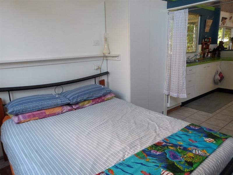 28 Melaleuca Drive, Tully Heads QLD 4854