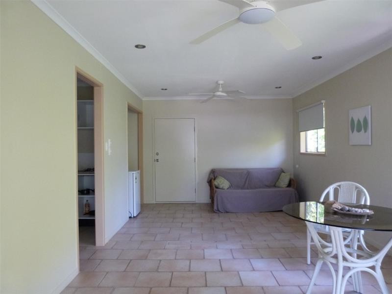 3 Donkin Lane, Mission Beach QLD 4852