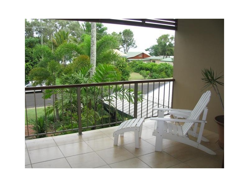 10 Wall Street, South Mission Beach QLD 4852