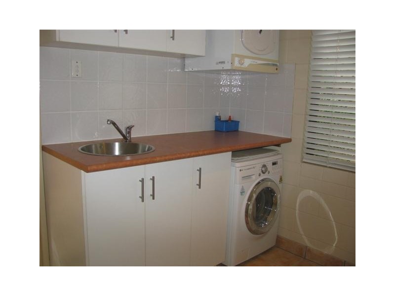 10 Wall Street, South Mission Beach QLD 4852