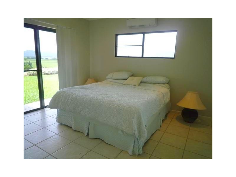 8 Stuart Drive, Feluga QLD 4854