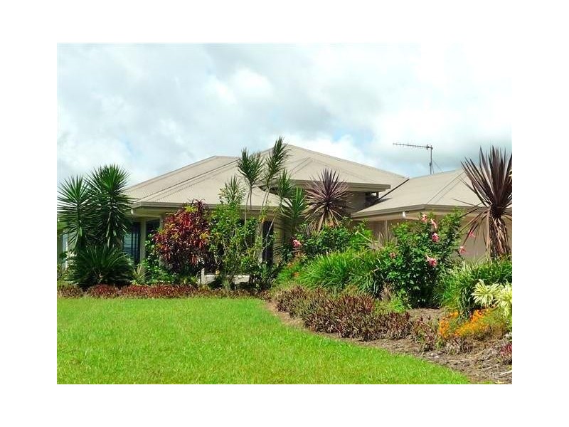 8 Stuart Drive, Feluga QLD 4854