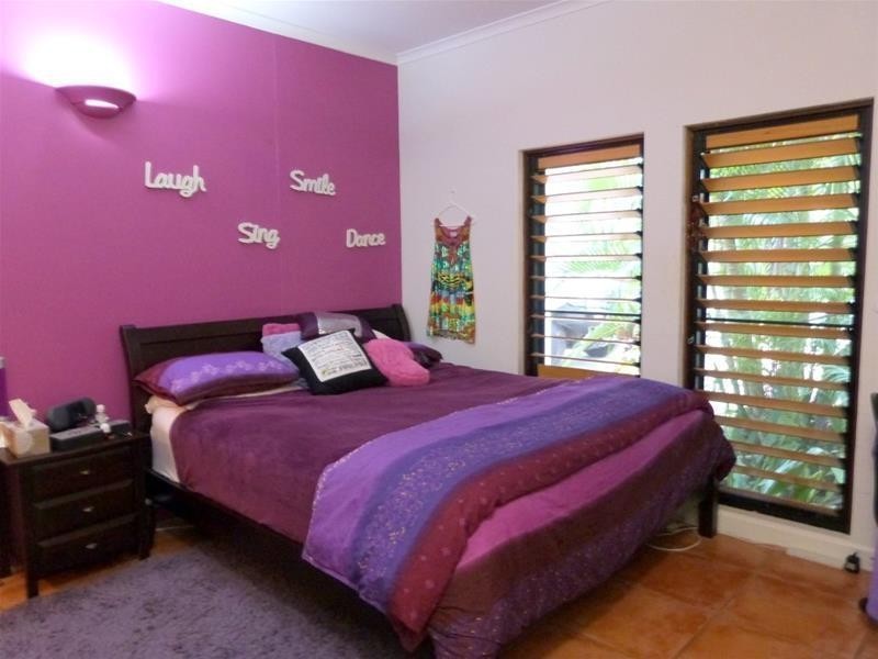 42 Holland Street, Wongaling Beach QLD 4852