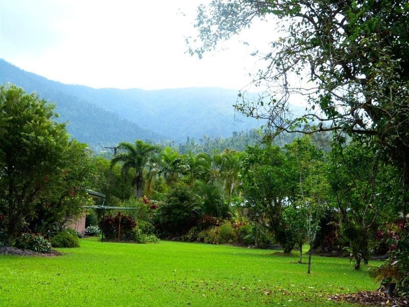 19 MJV McNamara Close, Bulgun QLD 4854