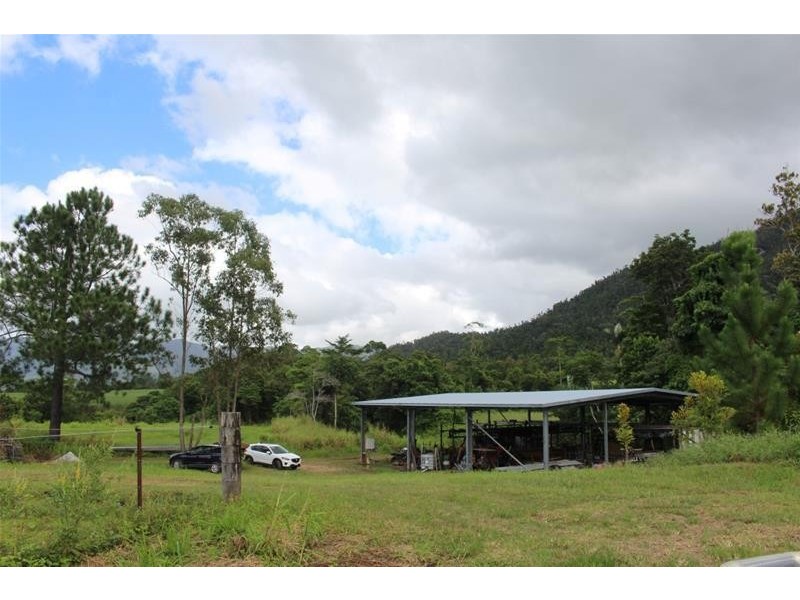 Lot 102, Lot 102 Old Tully Road, Feluga QLD 4854