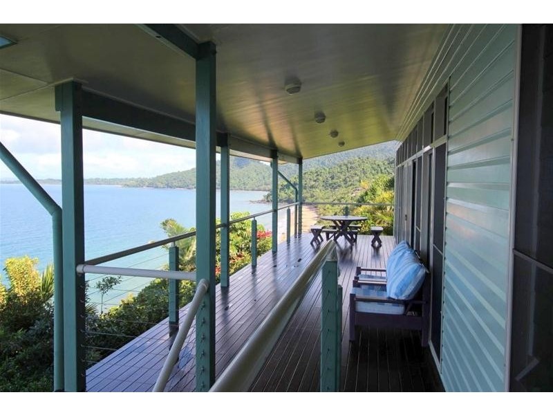 Mission Beach QLD 4852