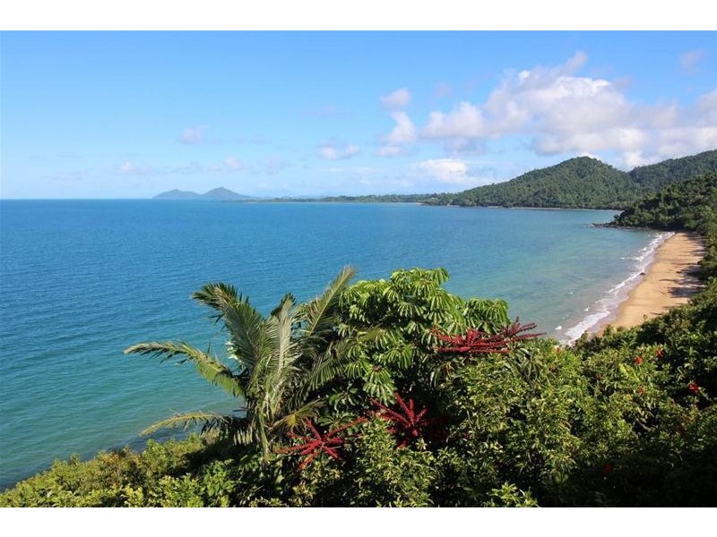 Mission Beach QLD 4852