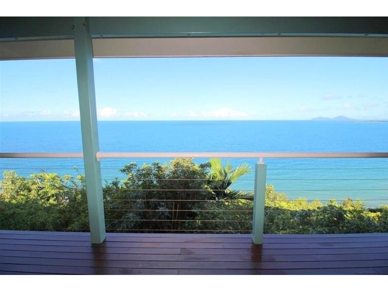 Mission Beach QLD 4852