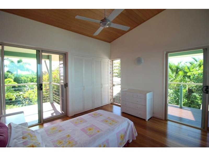 Mission Beach QLD 4852