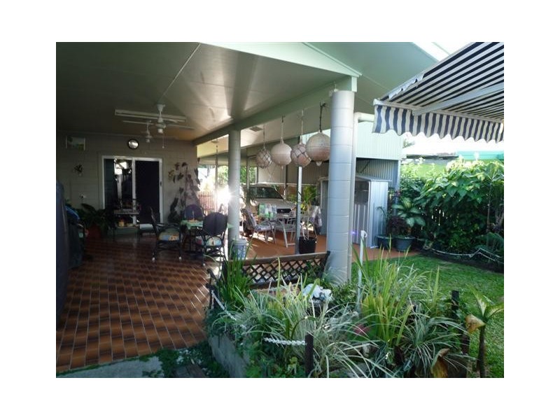 22 Melaleuca Drive, Tully Heads QLD 4854