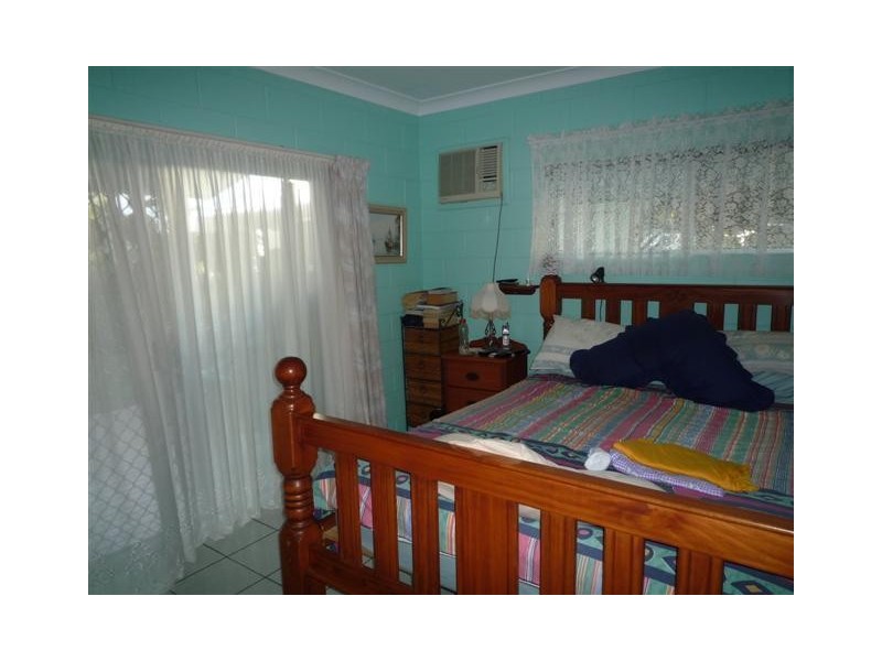 22 Melaleuca Drive, Tully Heads QLD 4854