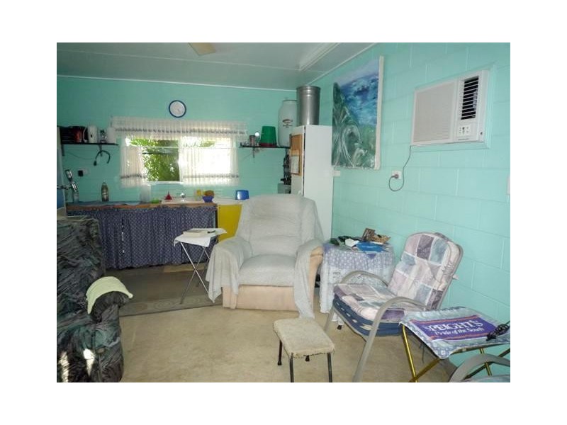 22 Melaleuca Drive, Tully Heads QLD 4854