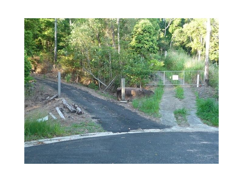 15 Maple Terrace, Tully QLD 4854