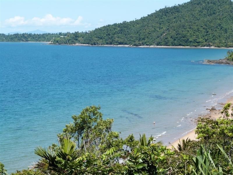 Lot 4, Lot 4, 33 Holt Road, Garners Beach QLD 4852