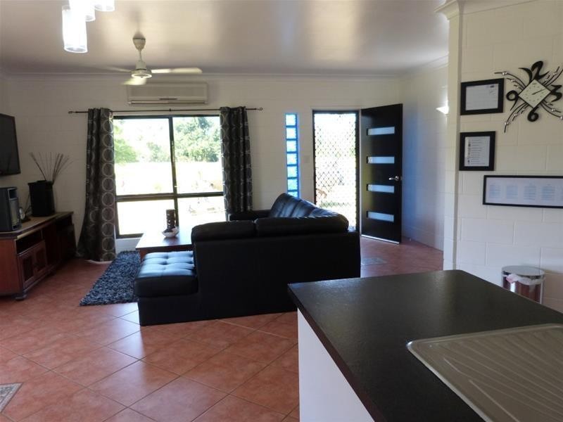 2 Corbett Close, Bulgun QLD 4854