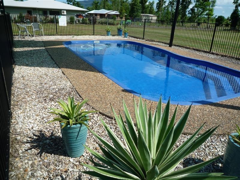 2 Corbett Close, Bulgun QLD 4854