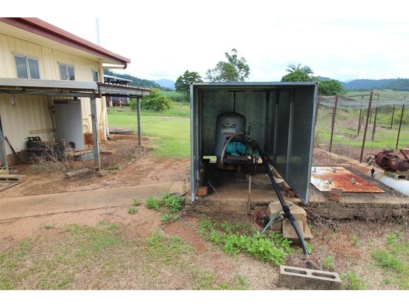 2098 Innisfail-Japoon Road, Bombeeta QLD 4871