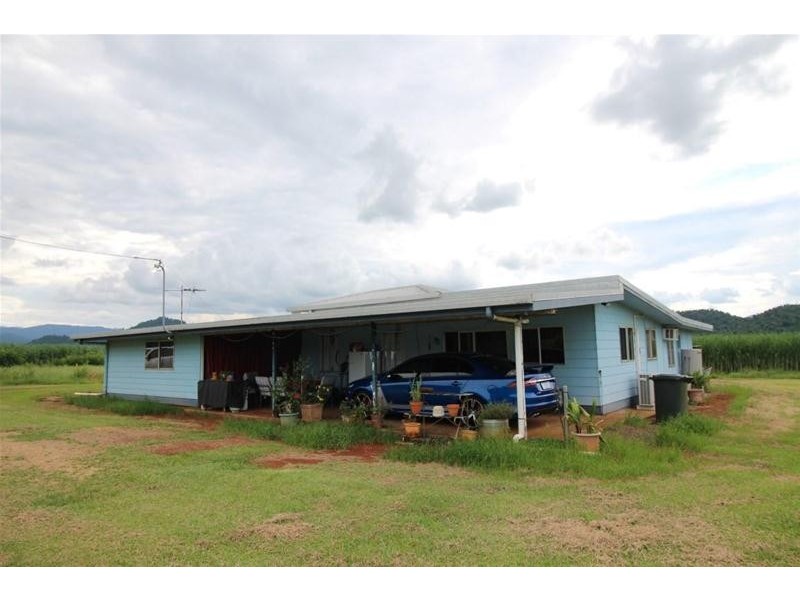 2098 Innisfail-Japoon Road, Bombeeta QLD 4871