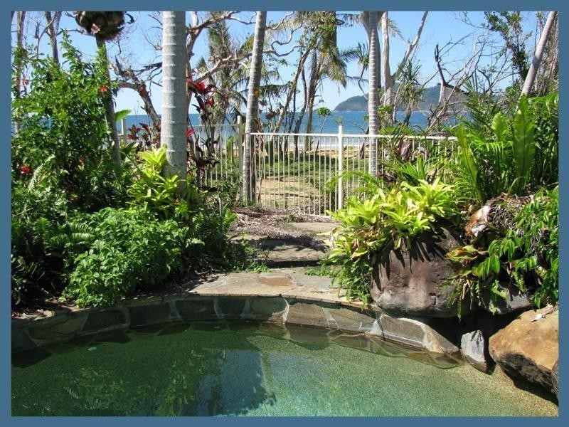 6 Reid Road, Wongaling Beach QLD 4852