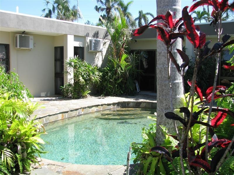 6 Reid Road, Wongaling Beach QLD 4852