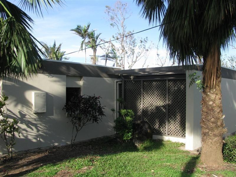 6 Reid Road, Wongaling Beach QLD 4852