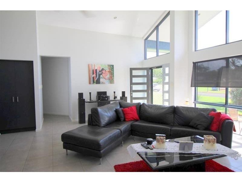 20 Sanctuary Crescent, Wongaling Beach QLD 4852