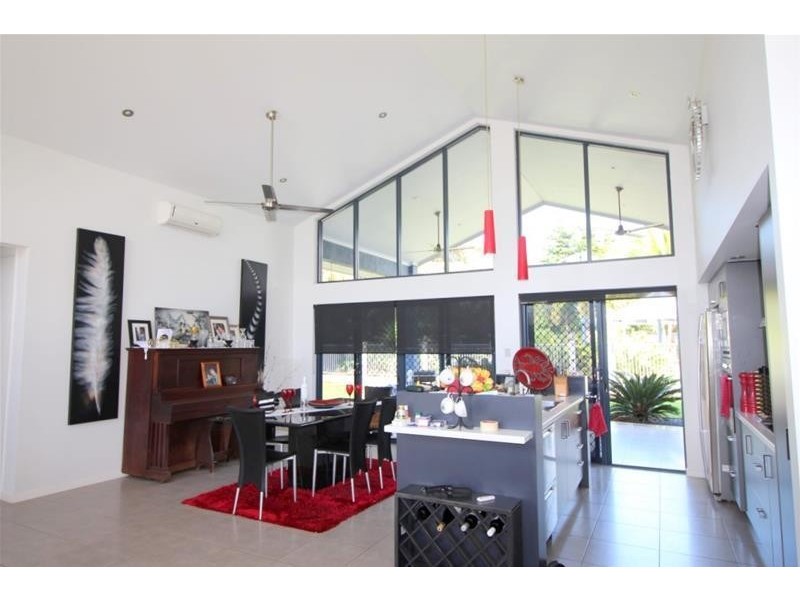 20 Sanctuary Crescent, Wongaling Beach QLD 4852