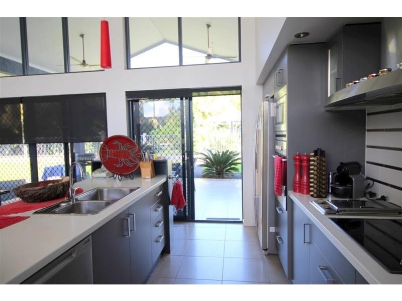 20 Sanctuary Crescent, Wongaling Beach QLD 4852