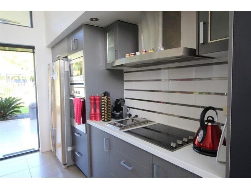 20 Sanctuary Crescent, Wongaling Beach QLD 4852