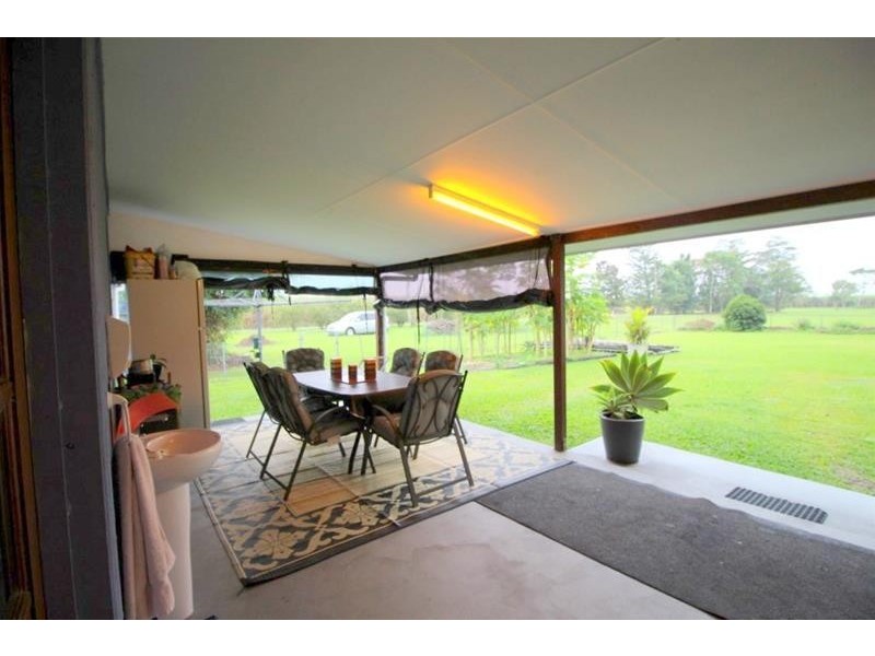 6 Walter Lever Estate Road, Silkwood QLD 4856