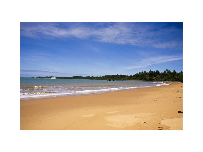 Mission Beach QLD 4852