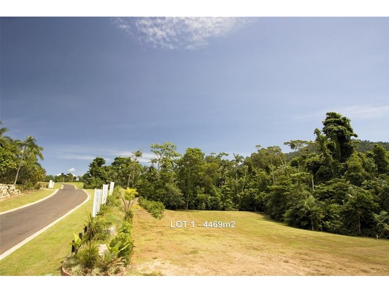 Mission Beach QLD 4852