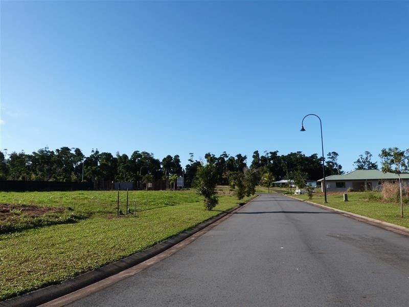 18 Casuarina Crescent, Mission Beach QLD 4852