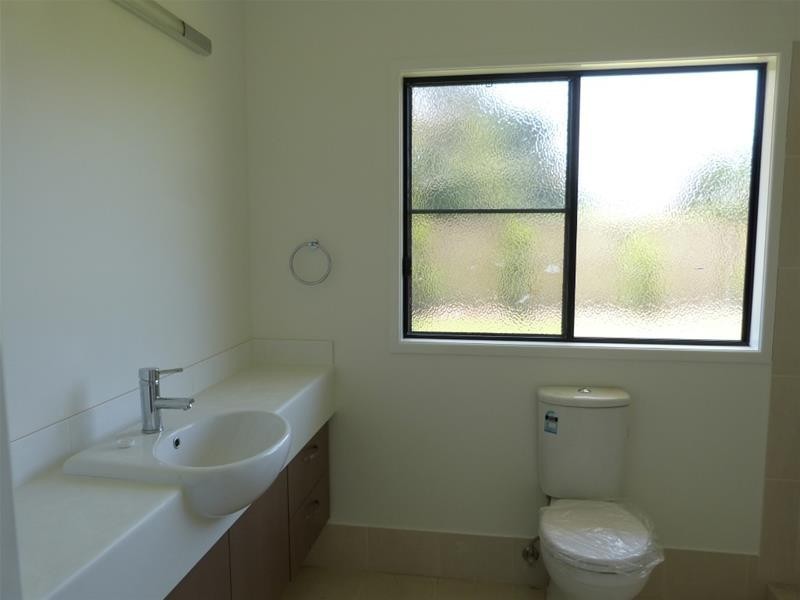 18 Casuarina Crescent, Mission Beach QLD 4852