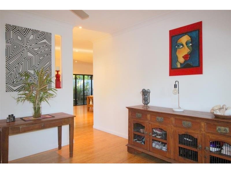 8 Conch Street, Mission Beach QLD 4852