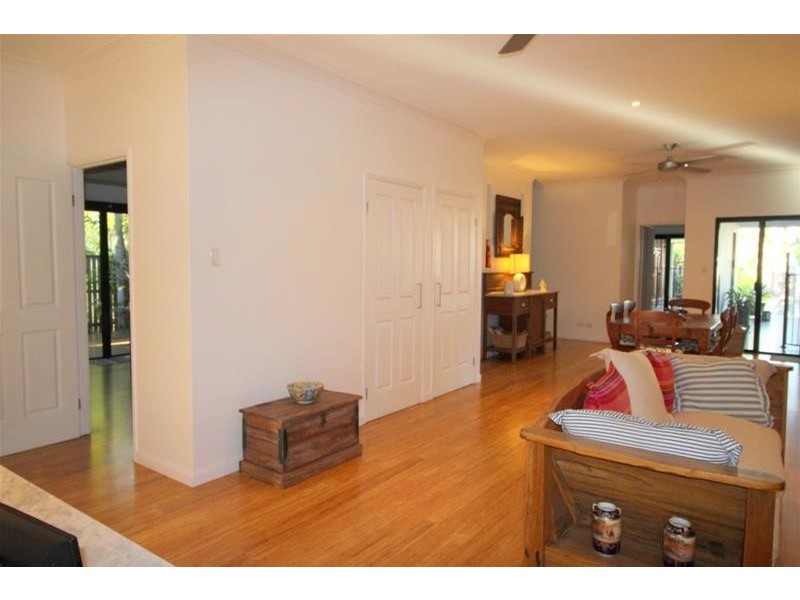 8 Conch Street, Mission Beach QLD 4852