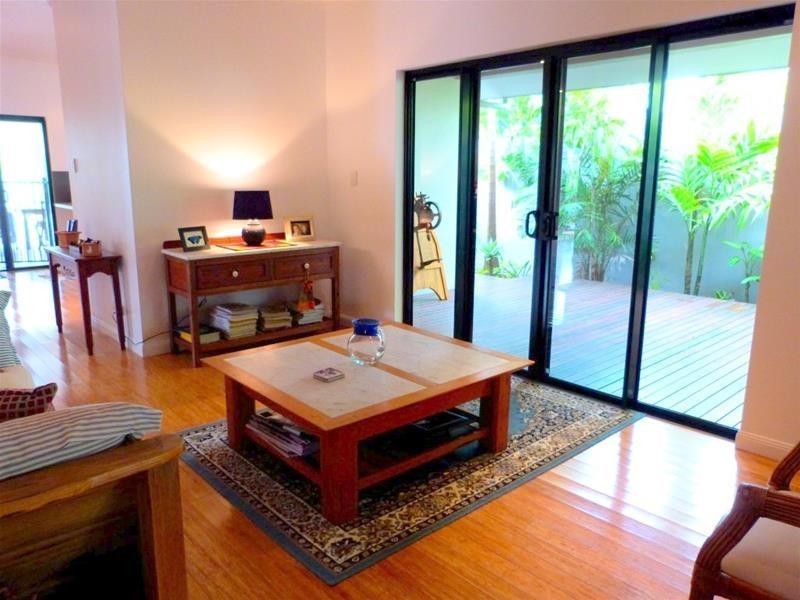 8 Conch Street, Mission Beach QLD 4852