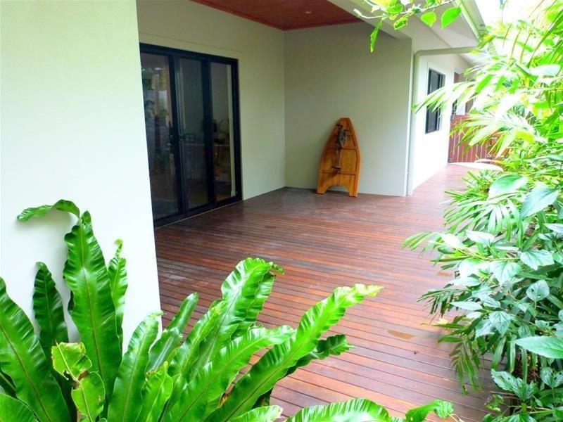 8 Conch Street, Mission Beach QLD 4852