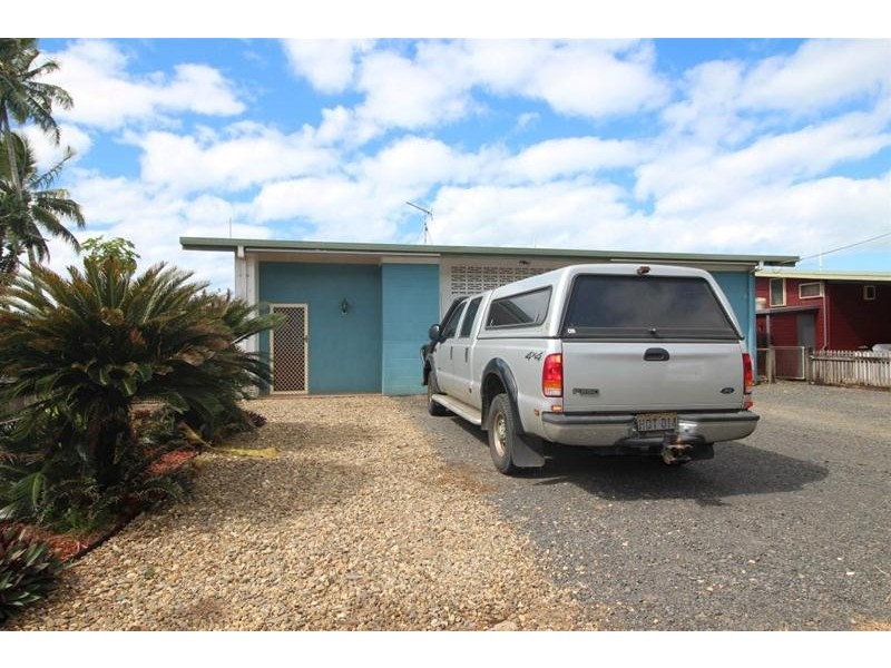 40 Elizabeth Street, Flying Fish Point QLD 4860