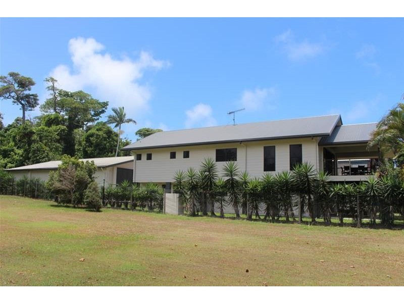 84 Porter Promenade, Mission Beach QLD 4852