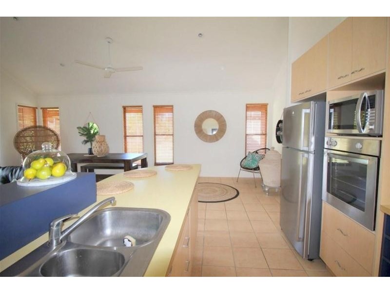 1/21-23 Reid Road, Wongaling Beach QLD 4852