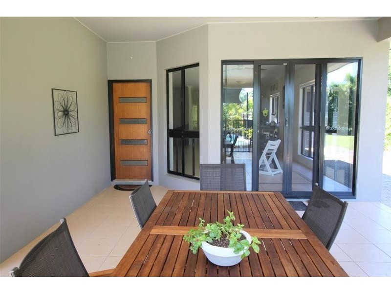 26 Southward Street, Mission Beach QLD 4852