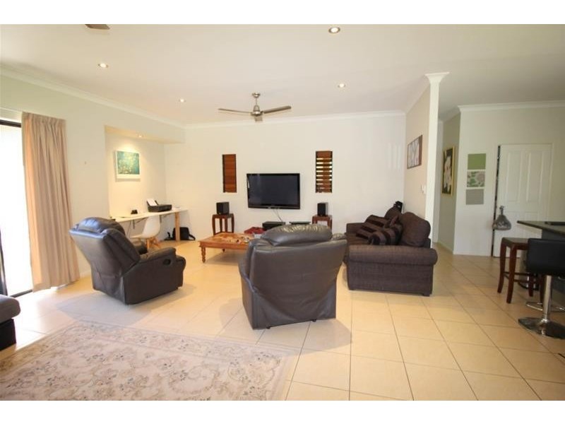 26 Southward Street, Mission Beach QLD 4852