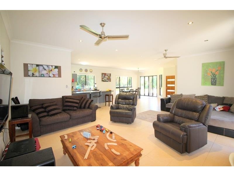 26 Southward Street, Mission Beach QLD 4852