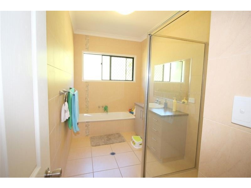 26 Southward Street, Mission Beach QLD 4852