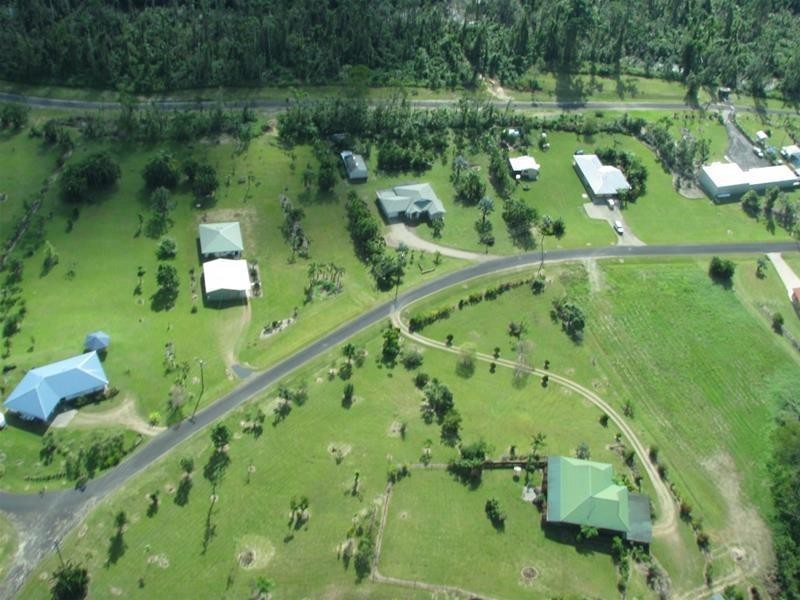 28 Ruby Crescent, Bulgun QLD 4854