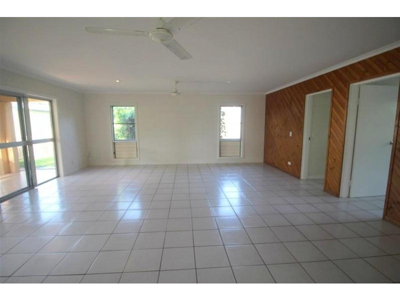 26 Cutten Street, Bingil Bay QLD 4852