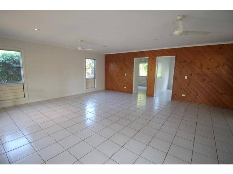 26 Cutten Street, Bingil Bay QLD 4852
