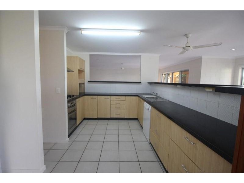 26 Cutten Street, Bingil Bay QLD 4852