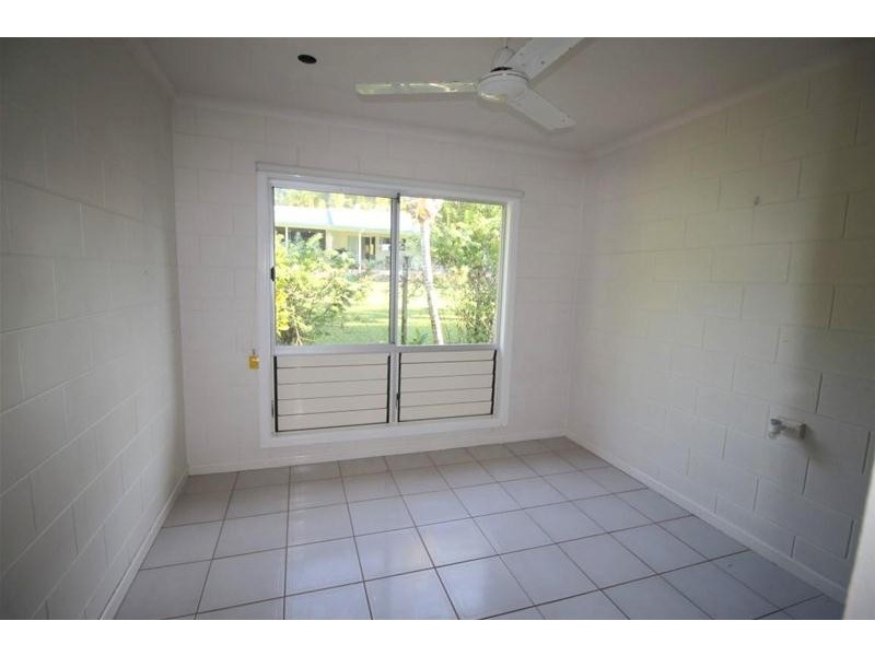 26 Cutten Street, Bingil Bay QLD 4852